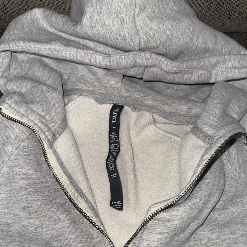 Vuori Gray Half-Zip Hoodie - Picture 8 of 8